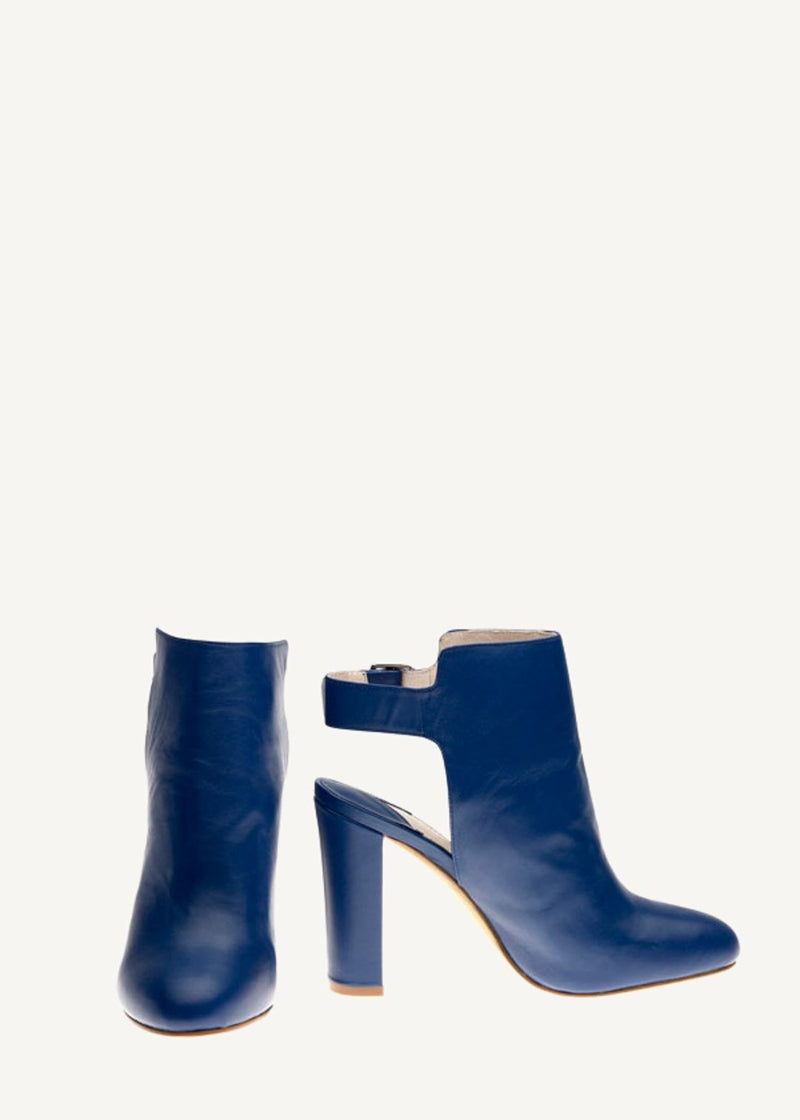 Actually Anthea | Dark Blue Shoes VICTORIA ROW 